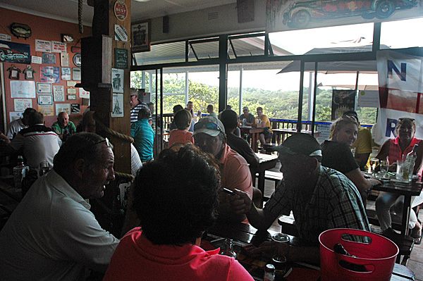 the-dolphin-pub-and-grill_busy busy.jpg